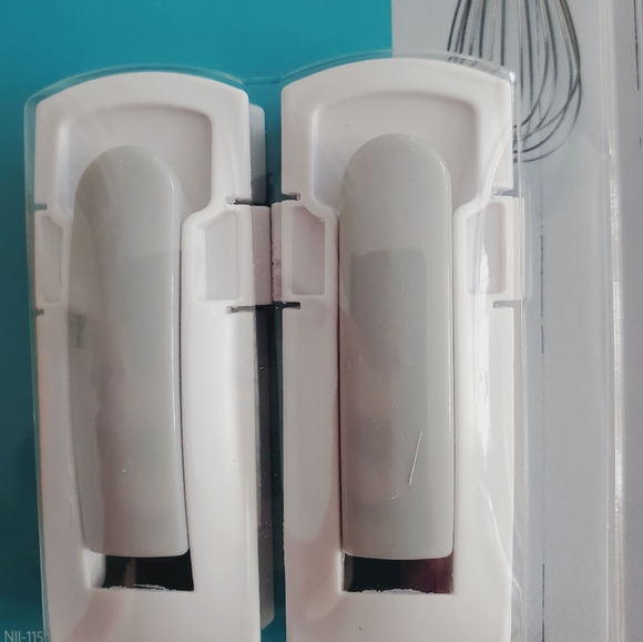 SEAL-IT BRAND Premium Flip Open Wall Mount Hooks (2 in 1 pack) New - Picture 4 of 8